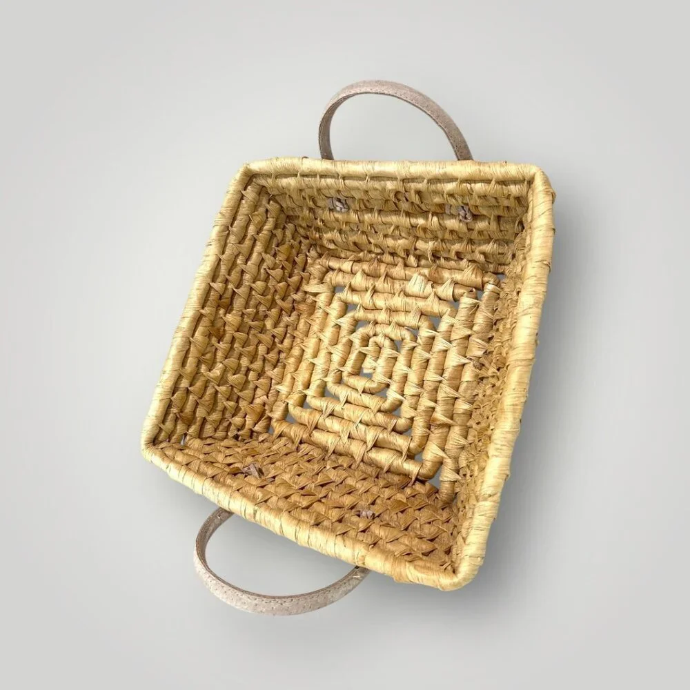 Home Trends Grass Basket with Leather Handle Vertical Weave Muted Yellow Beige - Picture 8 of 10